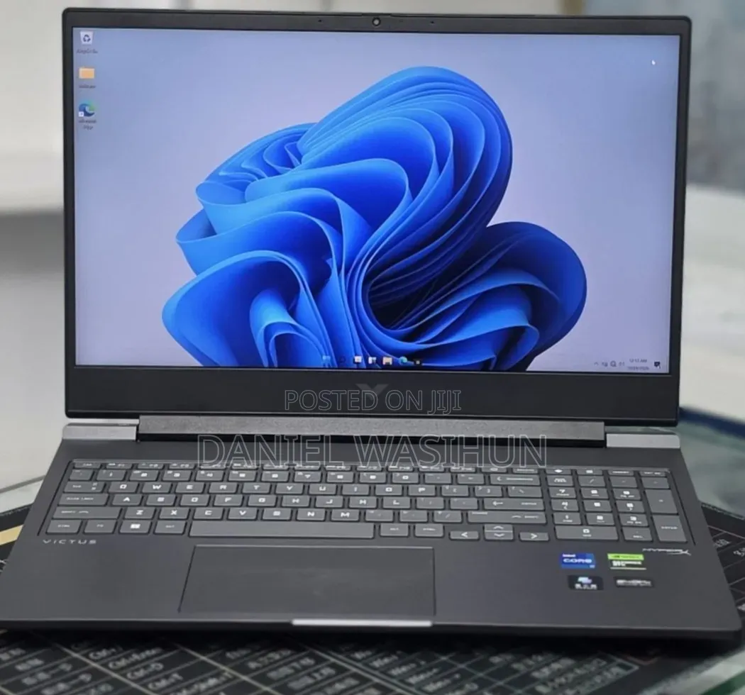 New Laptop HP Victus 16 16GB Intel Core i7 SSD 1T