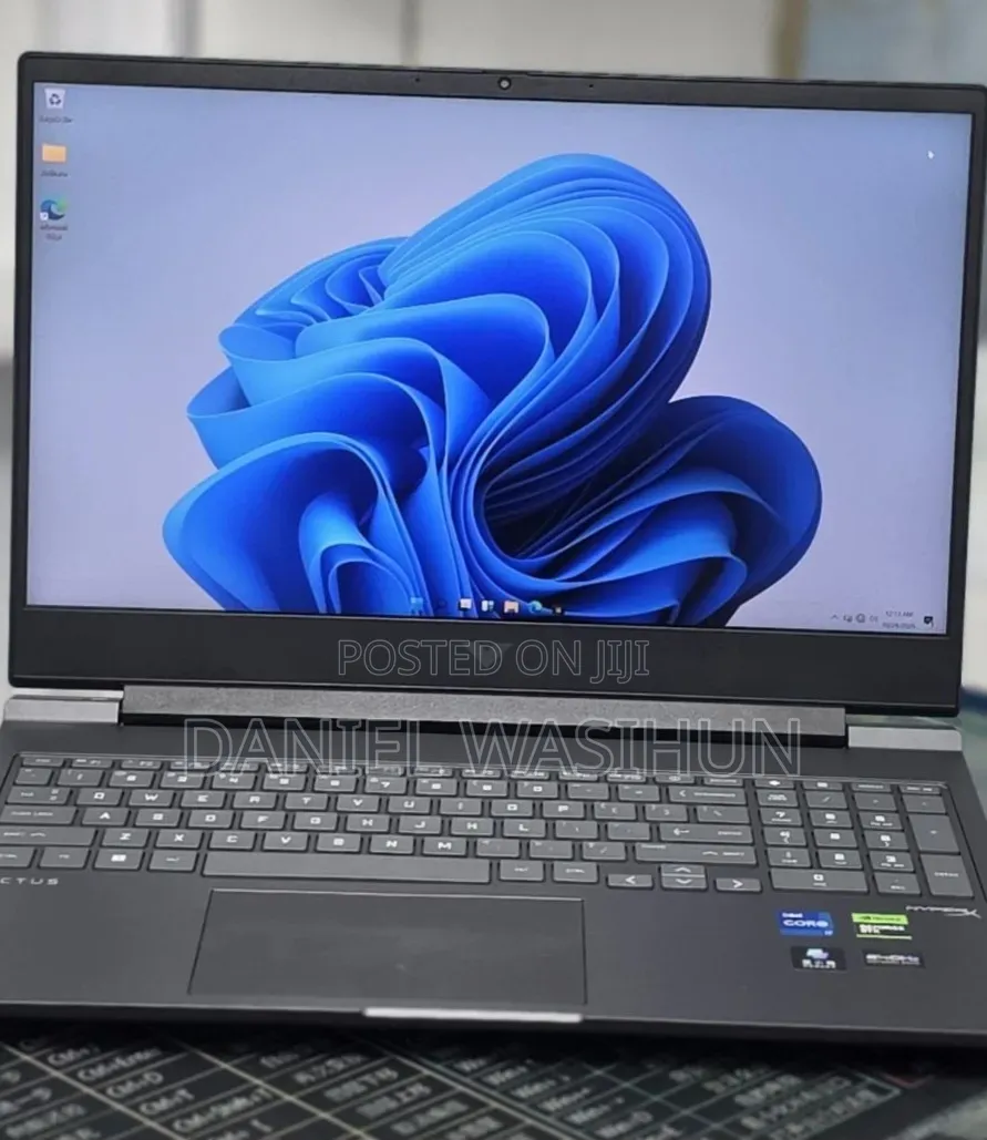 New Laptop HP Victus 16 16GB Intel Core i7 SSD 1T