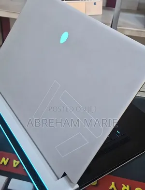New Laptop Alienware X17 R1 16GB Intel Core i7 SSD 512GB