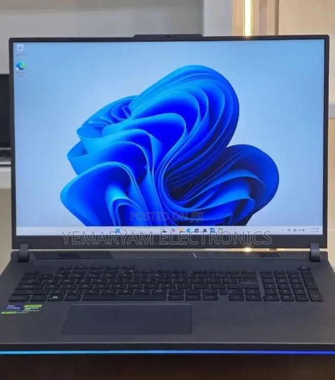 New Laptop Asus ROG Strix G18 40GB Intel Core i9 SSD 1T