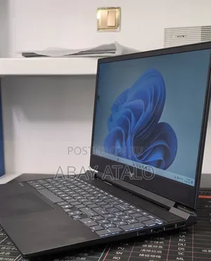 New Laptop HP Victus 15 16GB AMD Ryzen 7 SSD 512GB