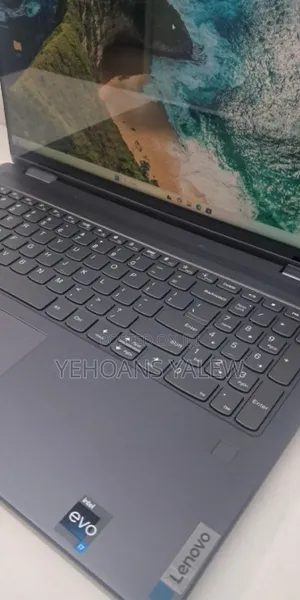 New Laptop Lenovo Yoga Slim 7 16GB Intel Core i7 SSD 1T