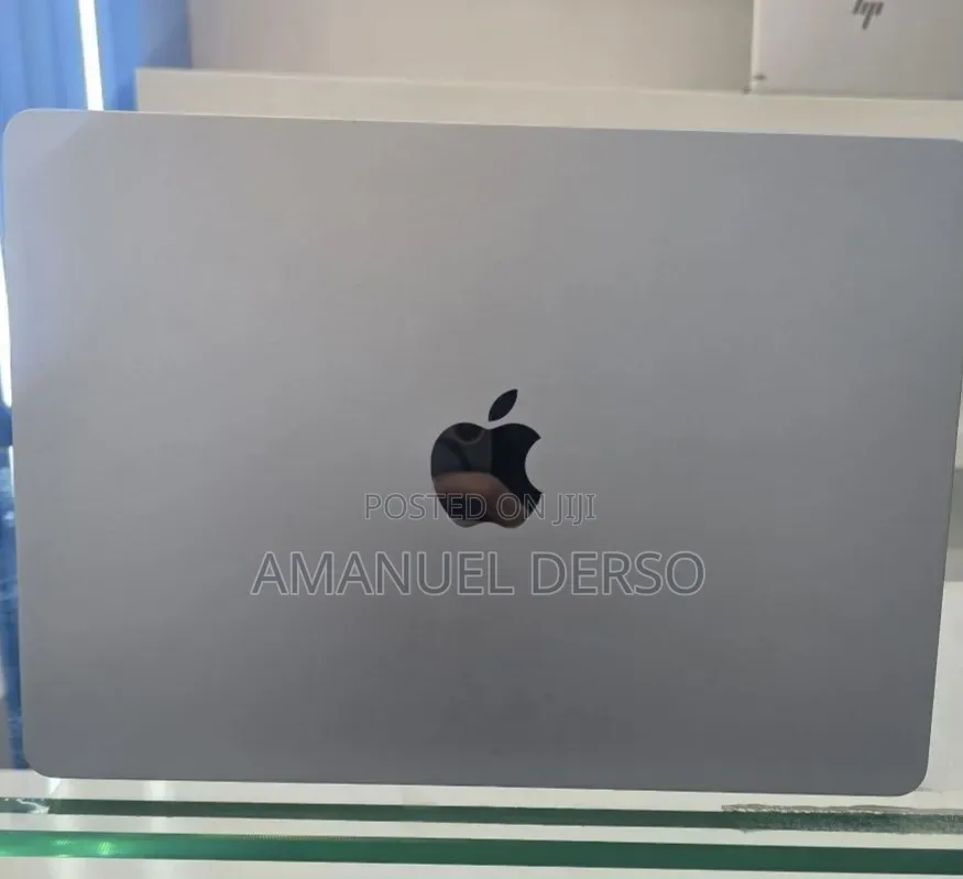 New Laptop Apple MacBook Air 2025 M4 16GB Apple M4 Pro SSD 256GB