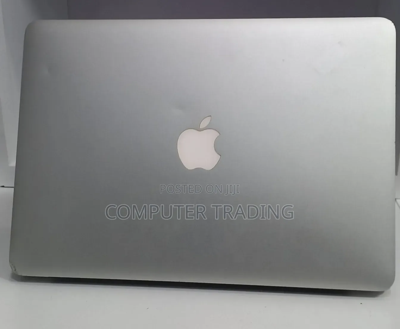 New Laptop Apple MacBook Air 2017 8GB Intel Core i7 SSD 128GB