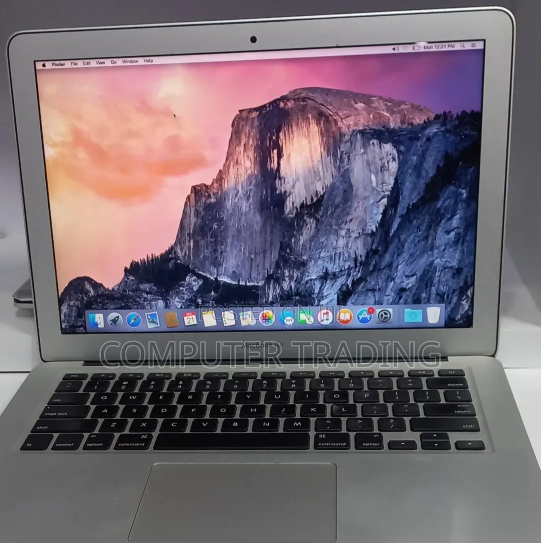 New Laptop Apple MacBook Air 2017 8GB Intel Core i7 SSD 128GB