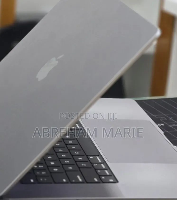 New Laptop Apple MacBook Pro 2021 M1 Max 64GB Apple M1 Max SSD 1T
