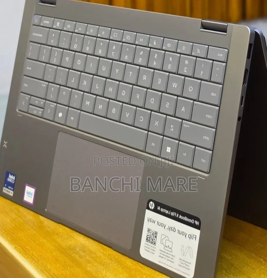 New Laptop HP OmniBook X Flip 14" 16GB Intel Core Ultra 7 SSD 1T