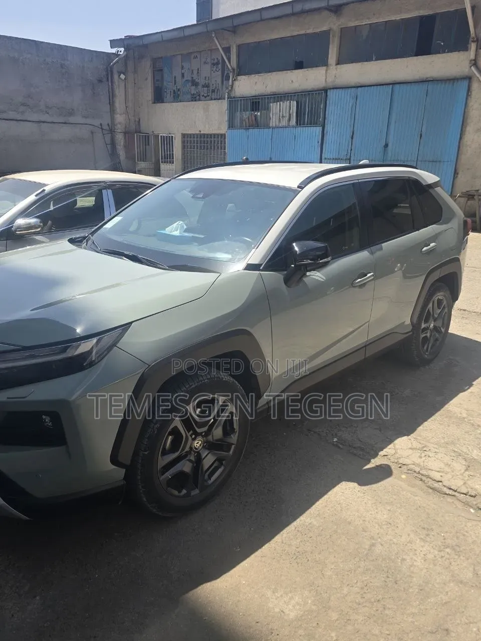 Toyota RAV4 2023 Gray