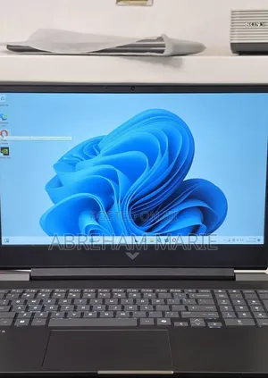 New Laptop HP Victus 15 16GB AMD Ryzen 7 SSD 512GB