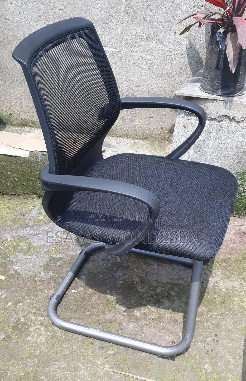 Gust Chair for Office