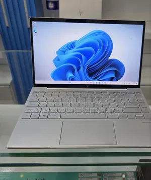New Laptop HP Envy 13 16GB Intel Core i5 SSD 512GB