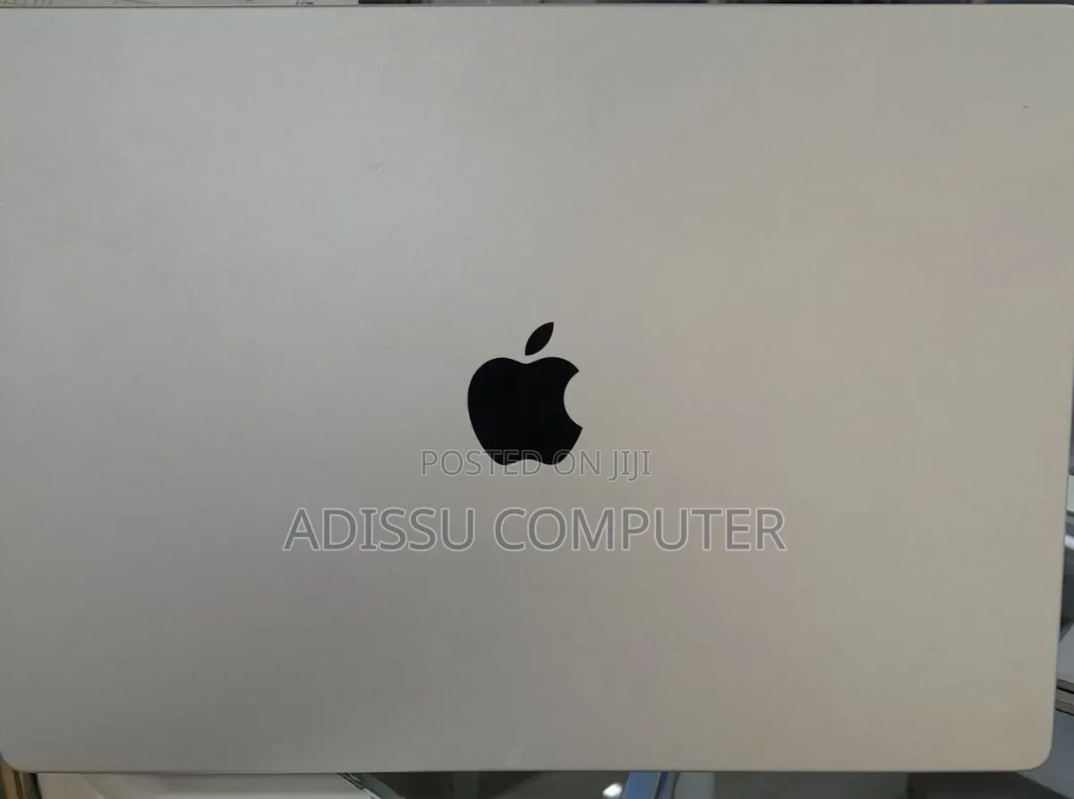 New Laptop Apple MacBook Pro 2021 M1 32GB Apple M1 Pro SSD 1T