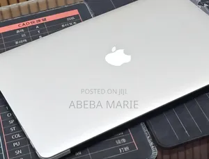 New Laptop Apple MacBook Pro 2015 16GB Intel Core i7 SSD 512GB