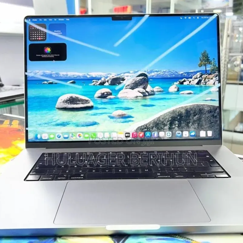 New Laptop Apple MacBook Pro 2021 M1 16GB Apple M1 Pro SSD 1T