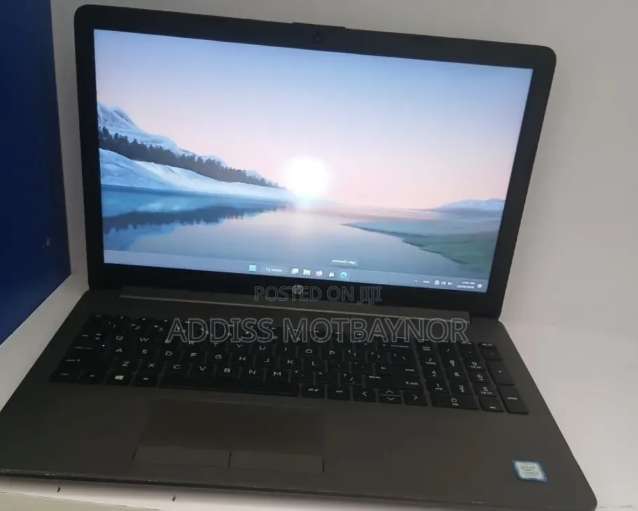 New Laptop HP Stream Notebook 8GB Intel Core i5 HDD 1T