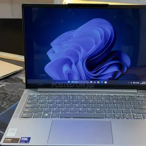 New Laptop Lenovo Yoga Slim 7 32GB Intel Core Ultra 7 SSD 512GB