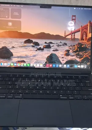 New Laptop Apple MacBook Air 2024 M3 16GB Apple M3 SSD 256GB