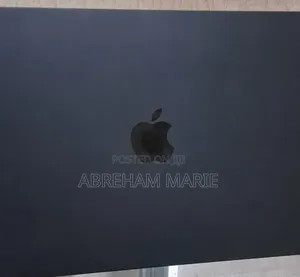 New Laptop Apple MacBook Air 2024 M3 16GB Apple M3 SSD 256GB