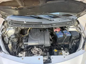 Toyota Yaris 2007 Silver