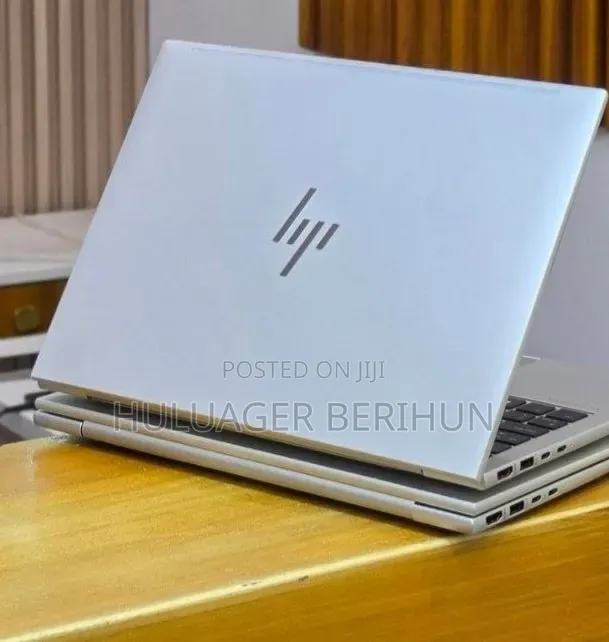 New Laptop HP EliteBook 830 G9 16GB Intel Core i5 SSD 512GB