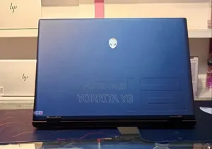 New Laptop Alienware 16GB Intel Core Ultra 9 SSD 512GB