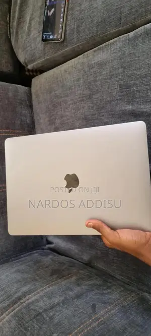 New Laptop Apple MacBook Pro 2020 M1 16GB Apple M1 SSD 512GB