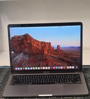 New Laptop Apple MacBook Pro 2020 16GB Intel Core i7 SSD 256GB