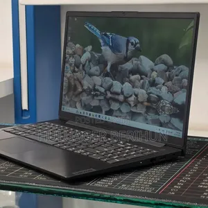 New Laptop Lenovo Ideapad 3 16GB Intel Core i5 SSD 512GB