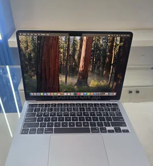 New Laptop Apple MacBook Air 2025 M4 16GB Apple M4 SSD 512GB