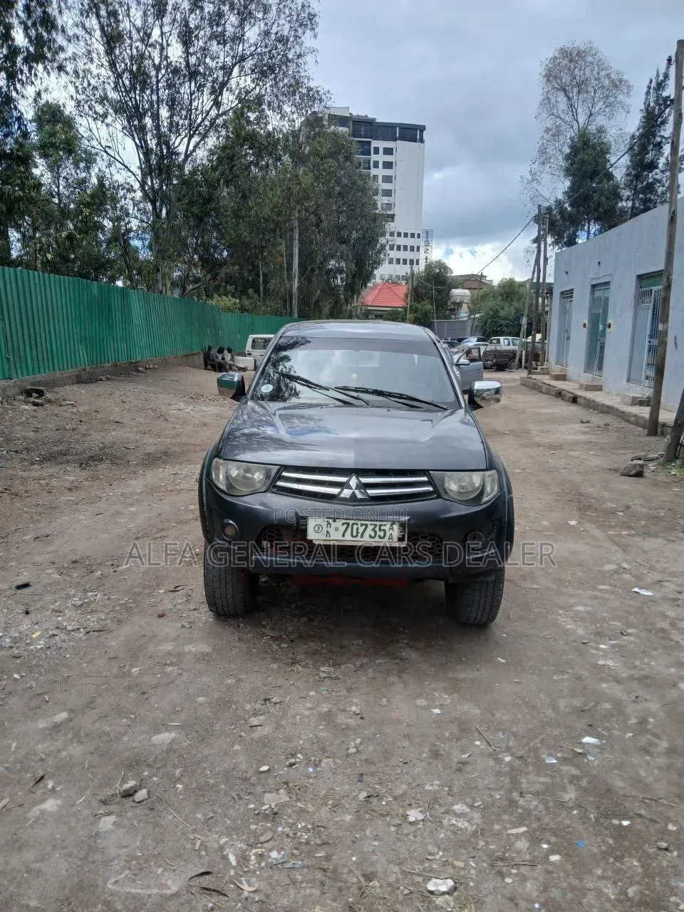 Mitsubishi L200 2013
