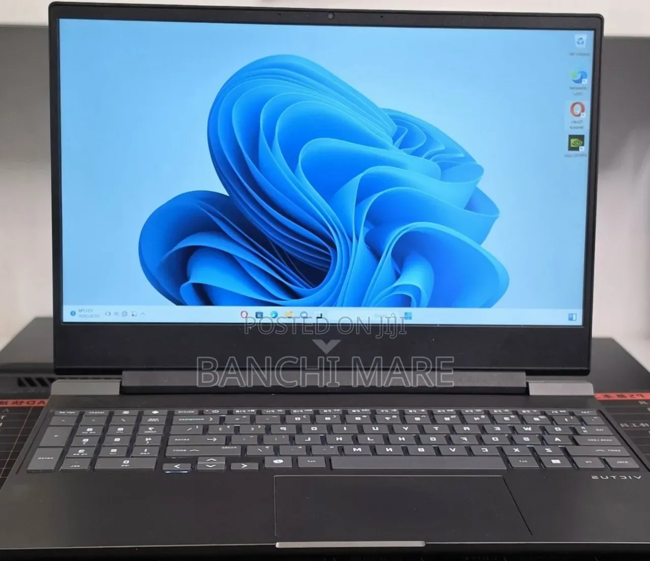New Laptop HP Victus 15 16GB AMD Ryzen 7 SSD 512GB