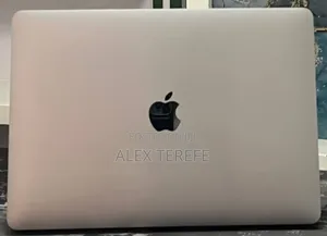 New Laptop Apple MacBook Pro 2021 M1 8GB Apple M1 SSD 512GB