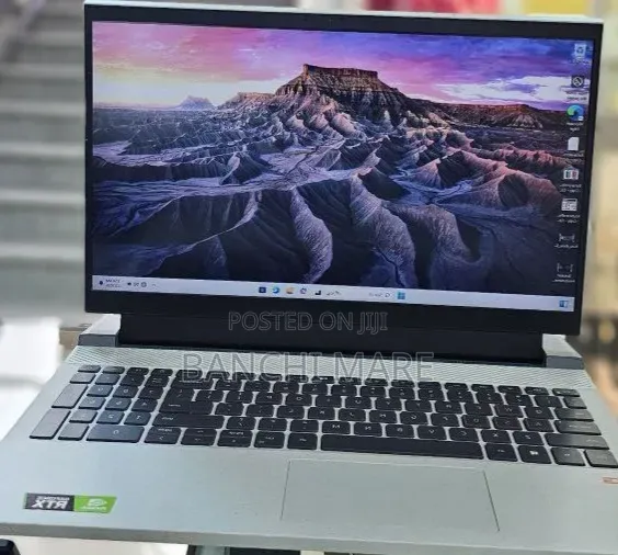 New Laptop Dell G15 5515 16GB AMD Ryzen 7 SSD 512GB