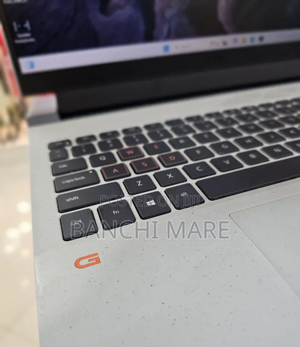 New Laptop Dell G15 5515 16GB AMD Ryzen 7 SSD 512GB
