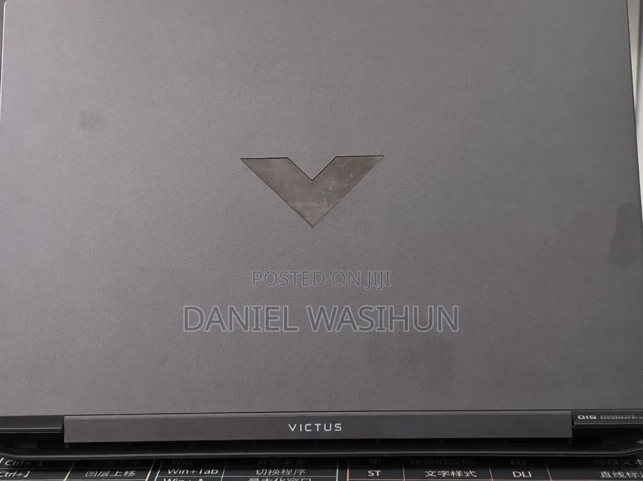 New Laptop HP Victus 15 16GB AMD Ryzen 7 SSD 512GB