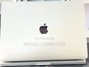 New Laptop Apple MacBook Pro 2022 M2 16GB Apple M2 SSD 256GB