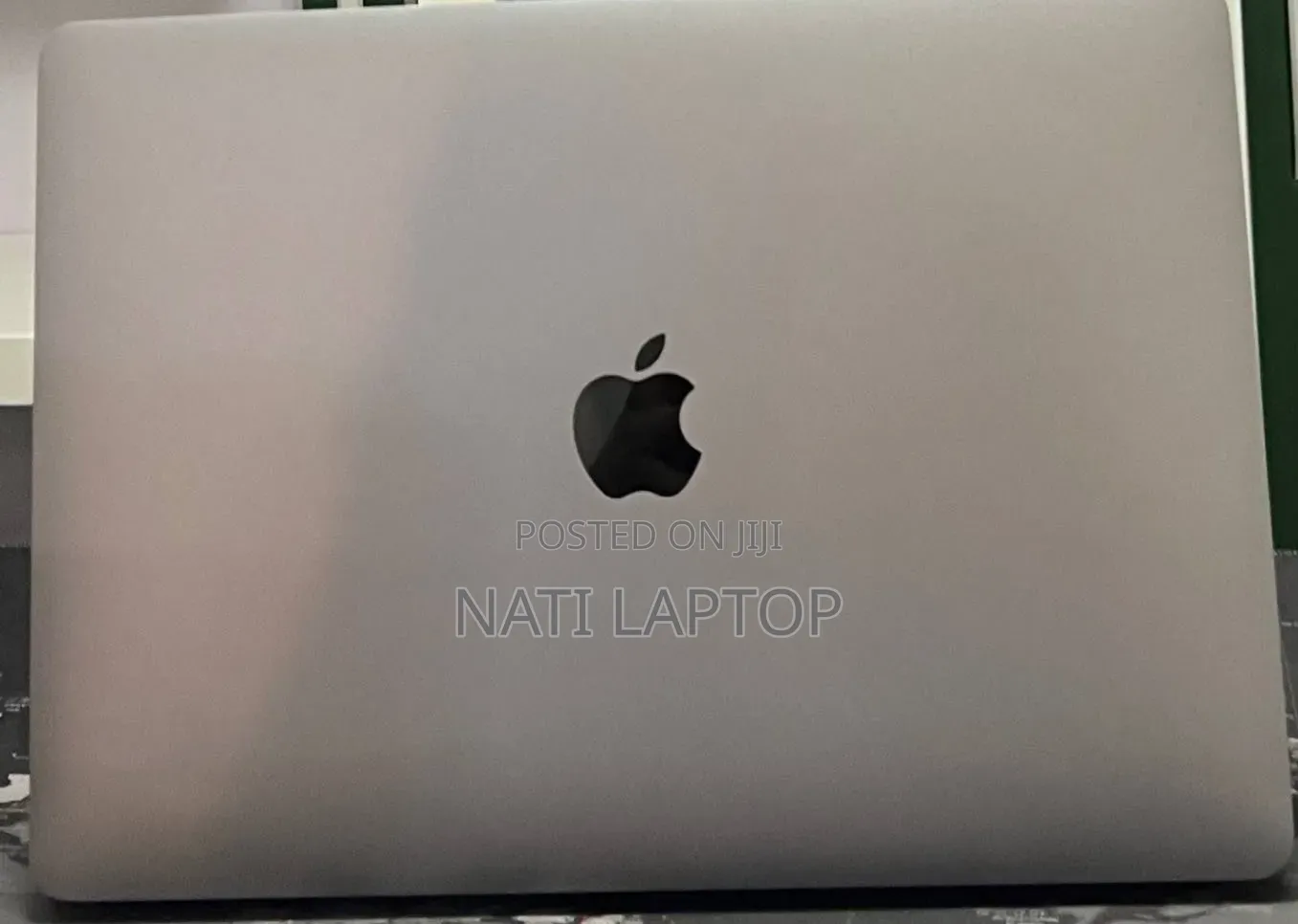 New Laptop Apple MacBook Pro 2020 M1 8GB Apple M1 Pro SSD 512GB