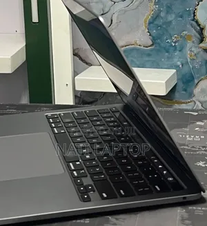 New Laptop Apple MacBook Pro 2020 M1 8GB Apple M1 Pro SSD 512GB