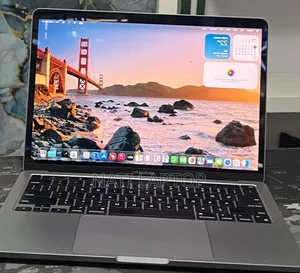New Laptop Apple MacBook Pro 2020 M1 8GB Apple M1 Pro SSD 512GB