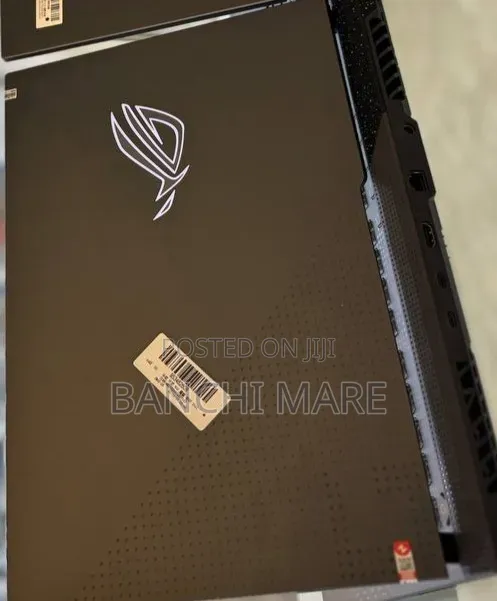 New Laptop Asus ROG Strix G15 32GB AMD Ryzen 9 SSD 1T