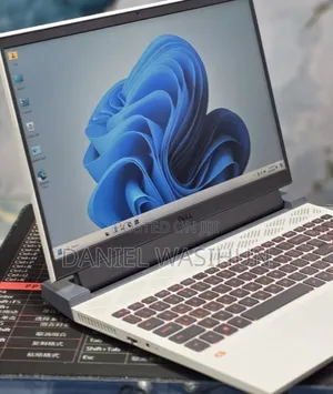 New Laptop Dell G15 5510 16GB AMD Ryzen 7 SSD 512GB