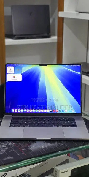 New Laptop Apple MacBook Pro 2021 M1 96GB Apple M1 Pro SSD 1T