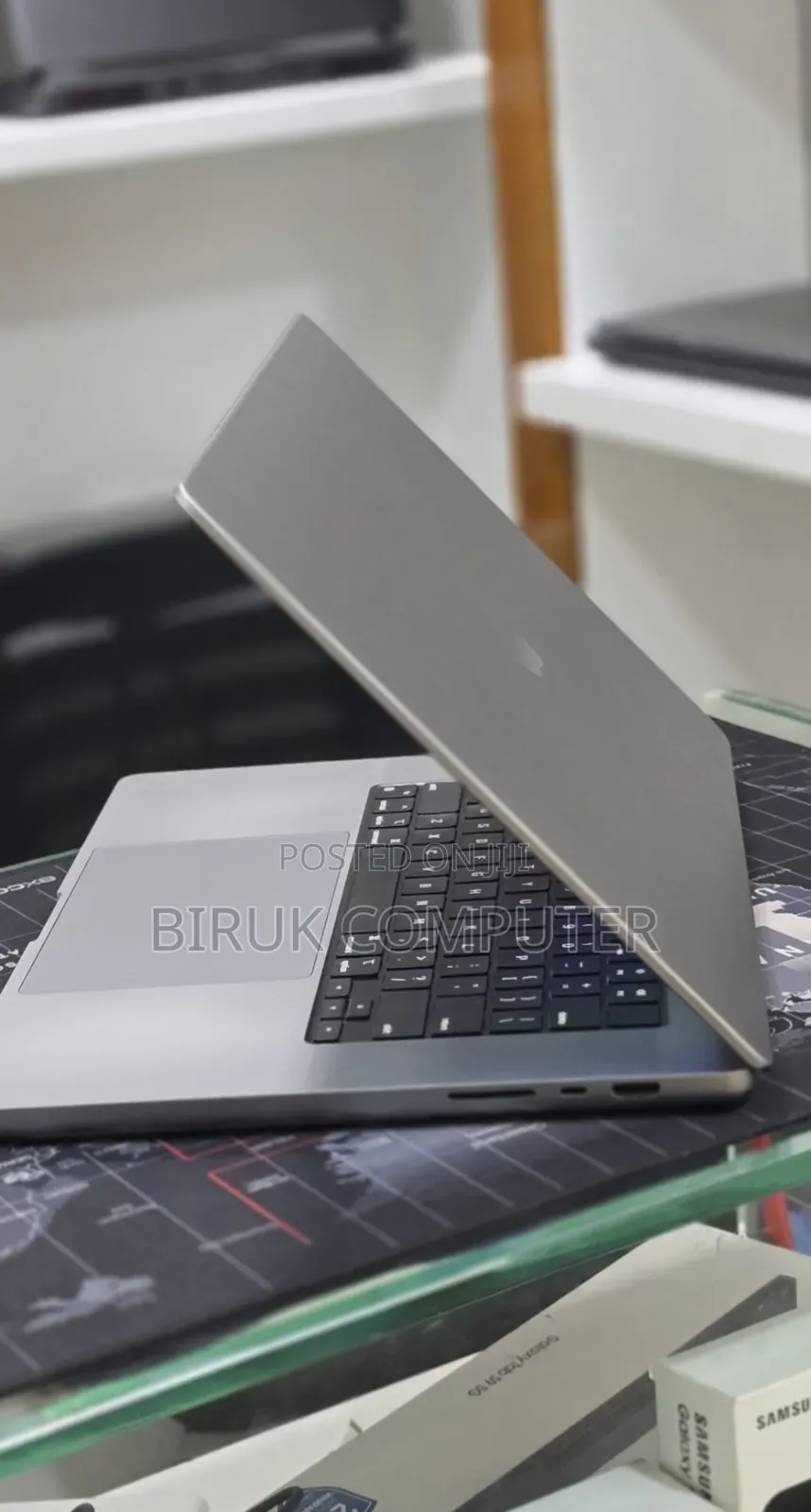 New Laptop Apple MacBook Pro 2021 M1 96GB Apple M1 Pro SSD 1T
