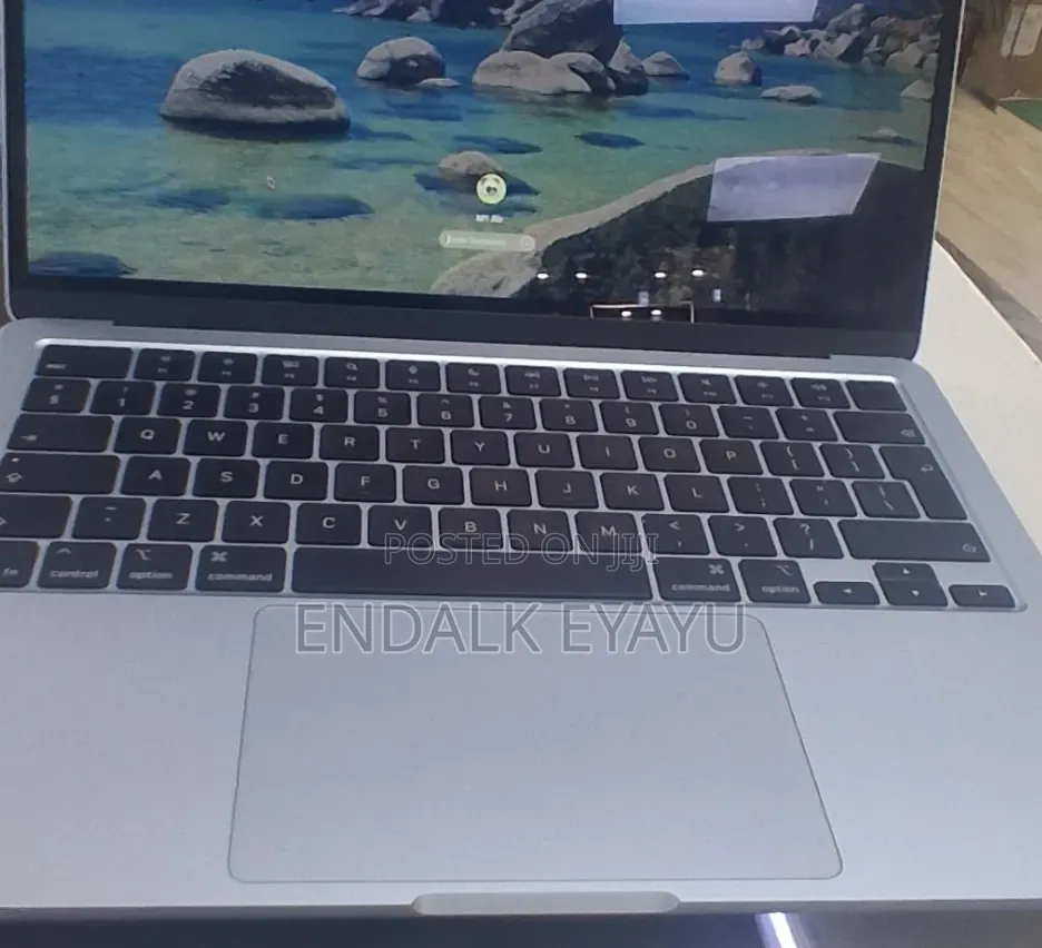 New Laptop Apple MacBook Air 2026 M5 16GB Apple M5 SSD 512GB