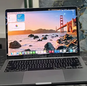 New Laptop Apple MacBook Pro 2020 8GB Apple M1 SSD 512GB