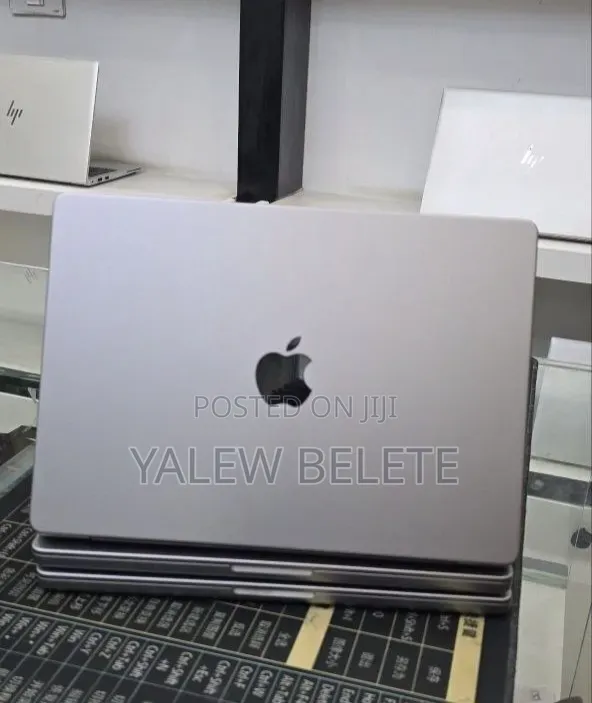 New Laptop Apple MacBook Pro 16GB Apple M1 Pro SSD 1T