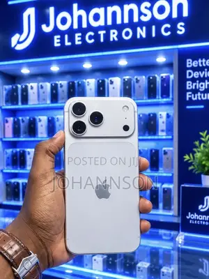 New Apple iPhone 17 Pro Max 256 GB Silver