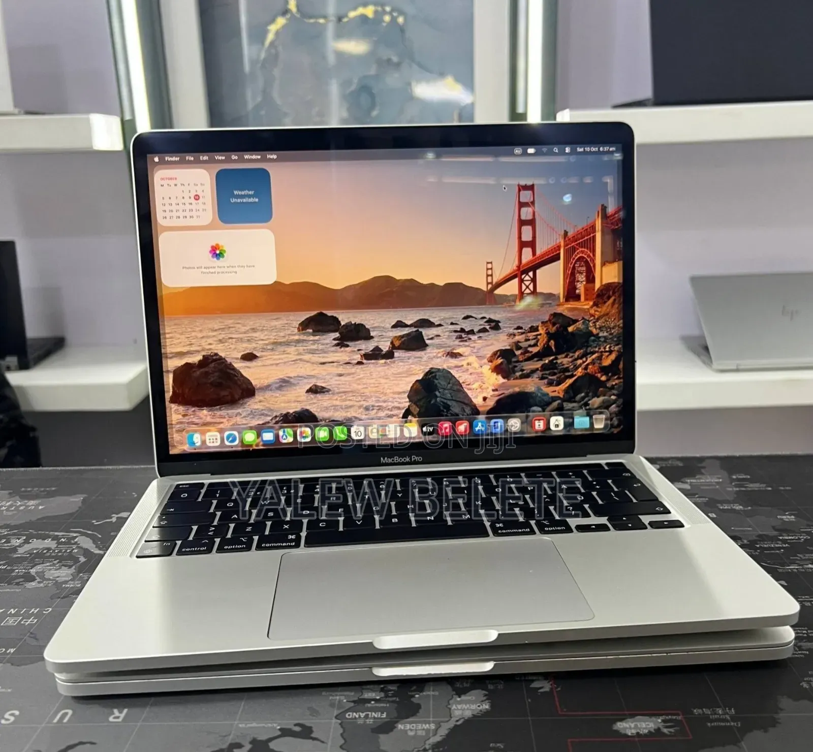 New Laptop Apple MacBook Pro 2022 M2 16GB Apple M2 SSD 256GB