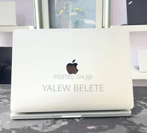 New Laptop Apple MacBook Pro 2022 M2 16GB Apple M2 SSD 256GB