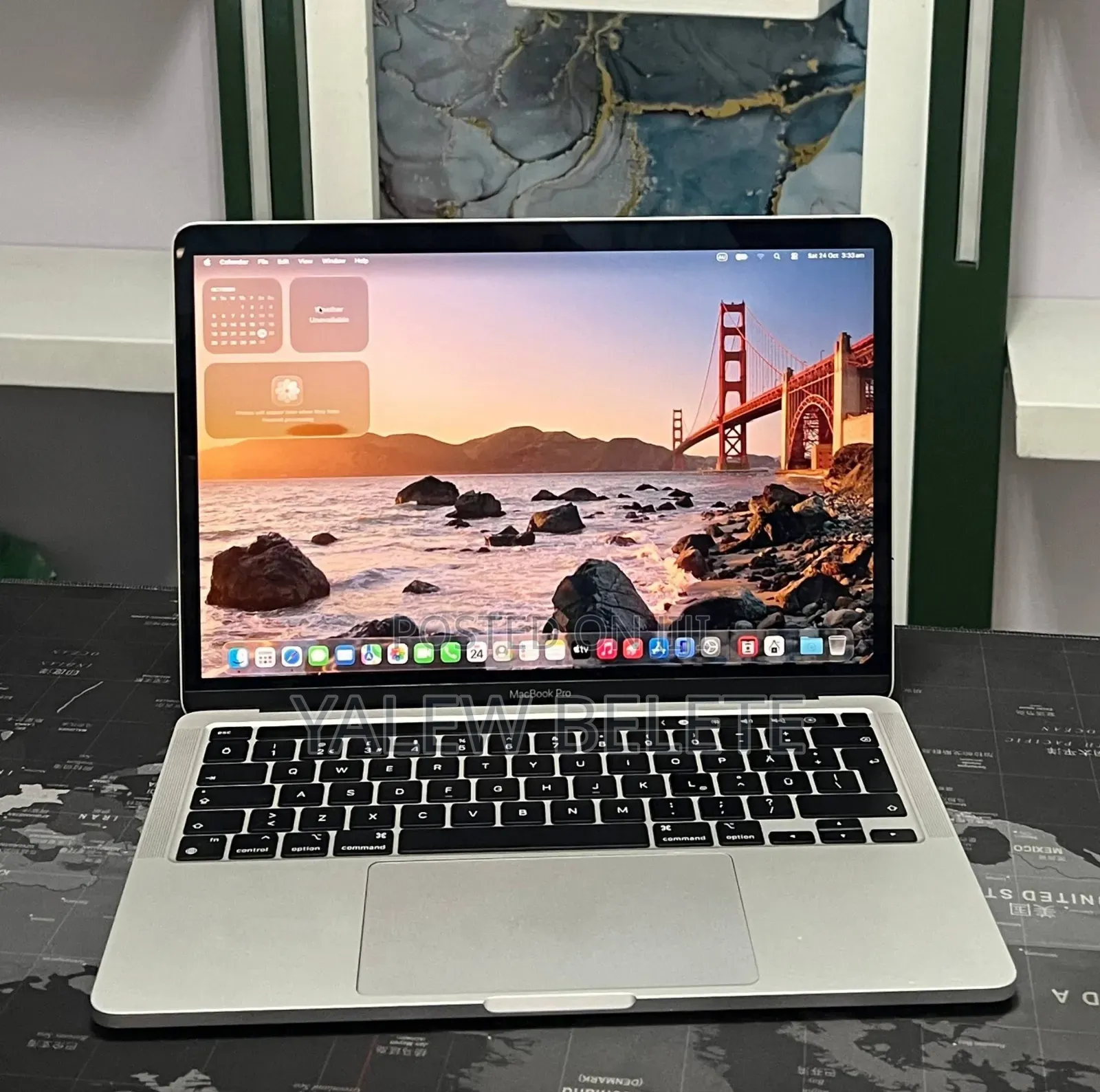 New Laptop Apple MacBook Pro 2022 M2 16GB Apple M2 SSD 256GB